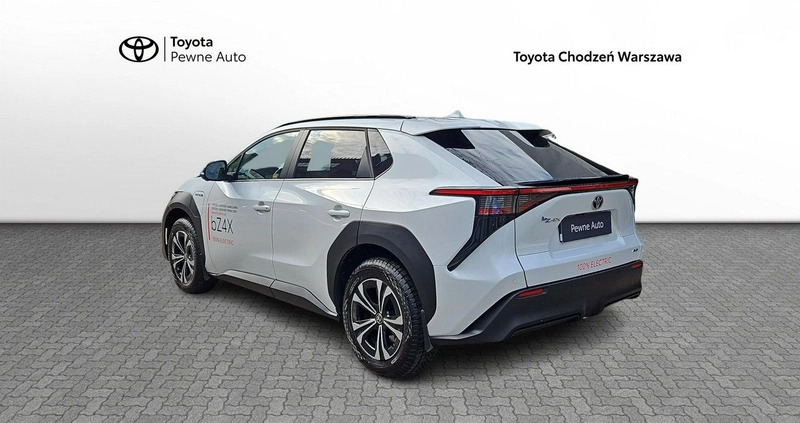 Toyota bZ4X cena 199900 przebieg: 9997, rok produkcji 2022 z Lądek-Zdrój małe 352